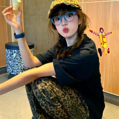 哎呀，皇后娘娘来打工